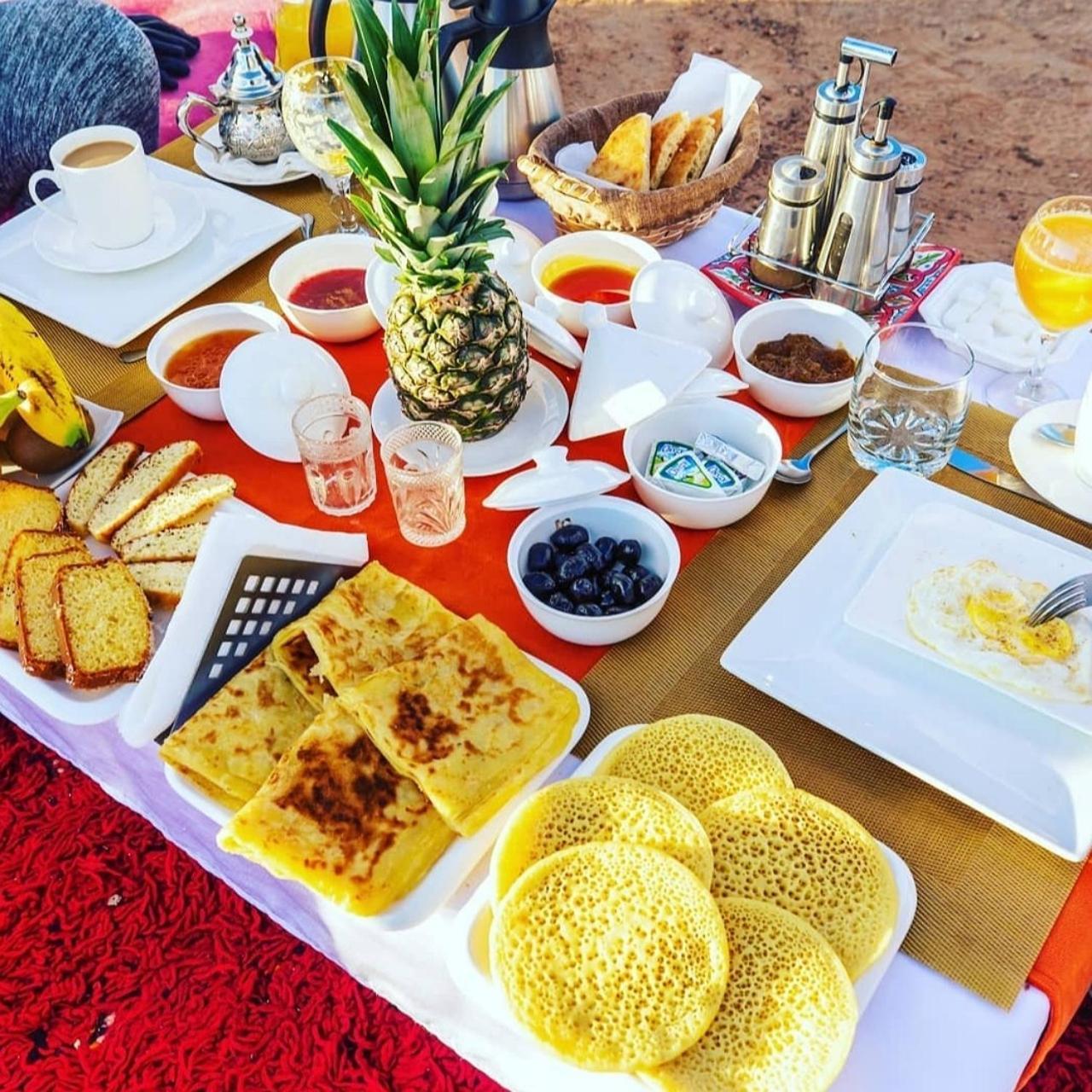 Sahara Luxury Glamping 호텔 메르주가 외부 사진